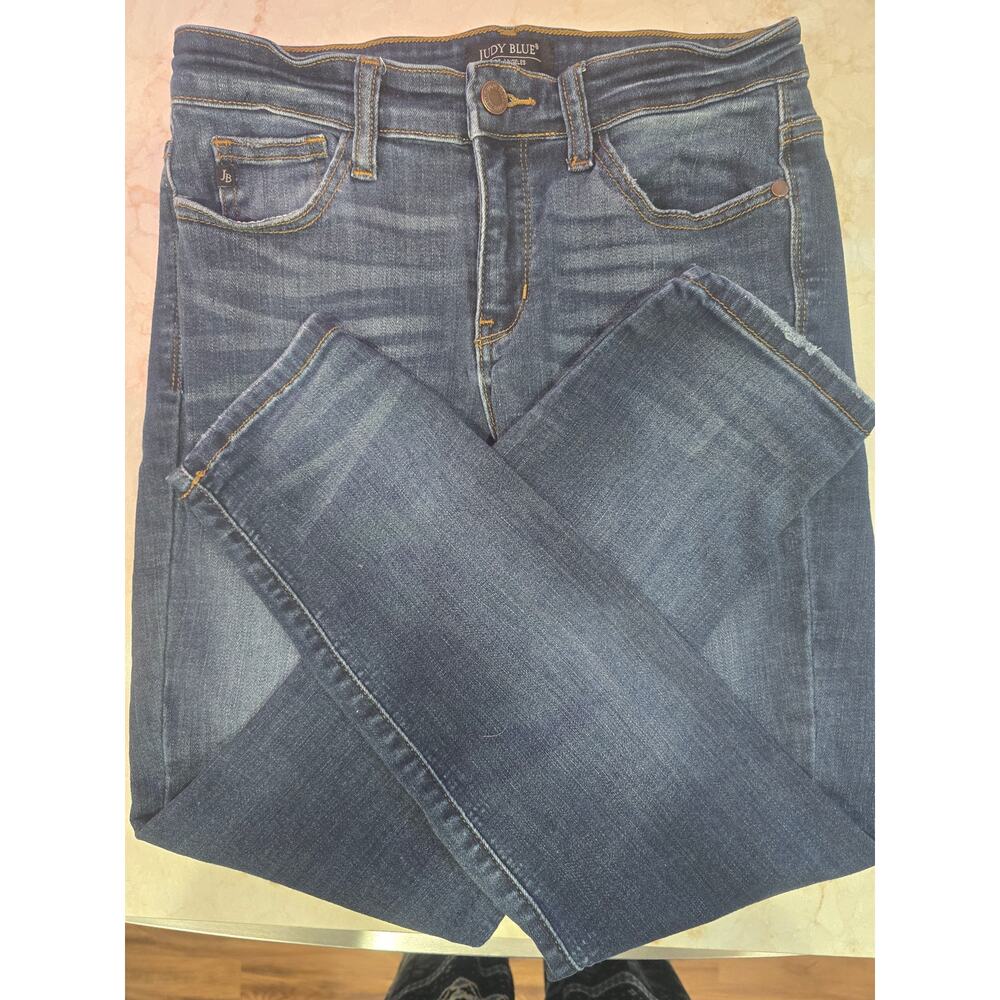 Judy Blue Los Angeles Women's Jeans Size 7/28 Relaxed Fit Distressed Pocket